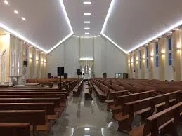 Revestimento acústico para teto